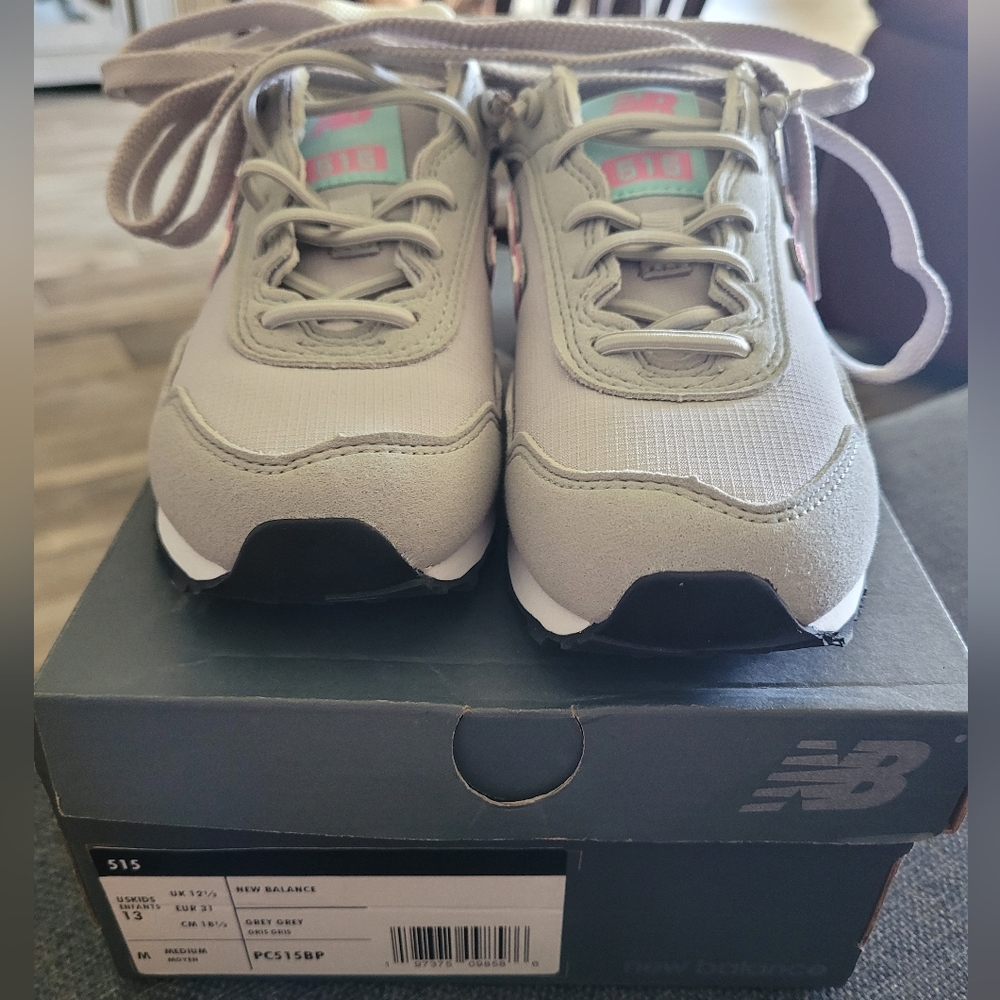 Girls Gray New Balance 515 - Picture 8 of 8